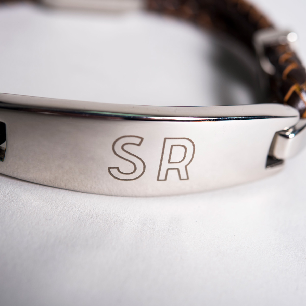 Personalised Men's Bracelet - Brown Leather Bar