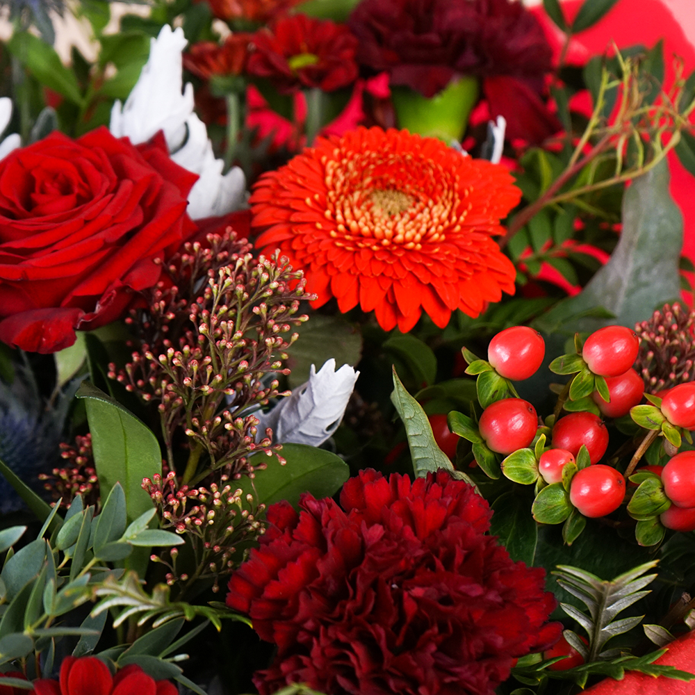 Crimson Queen Flower Bouquet - Free Delivery!