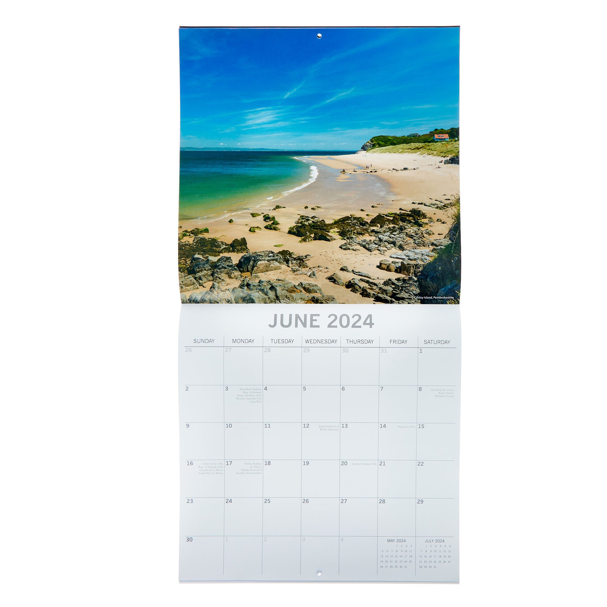 Coastlines of Britain 16-Month 2024 Calendar