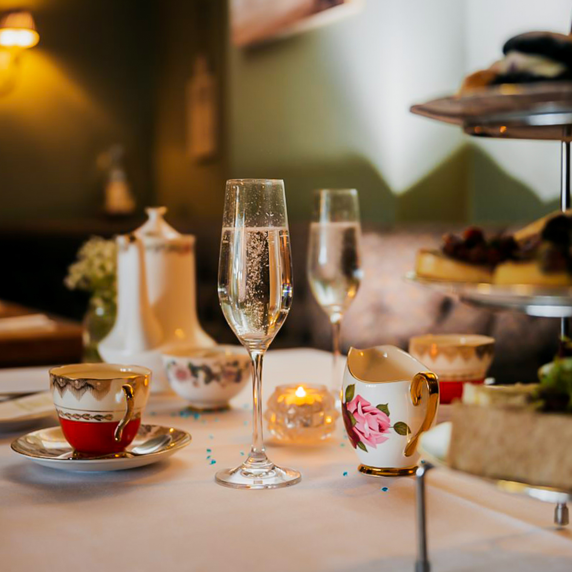 Afternoon Tea with Bubbly for Two Gift Experience Day